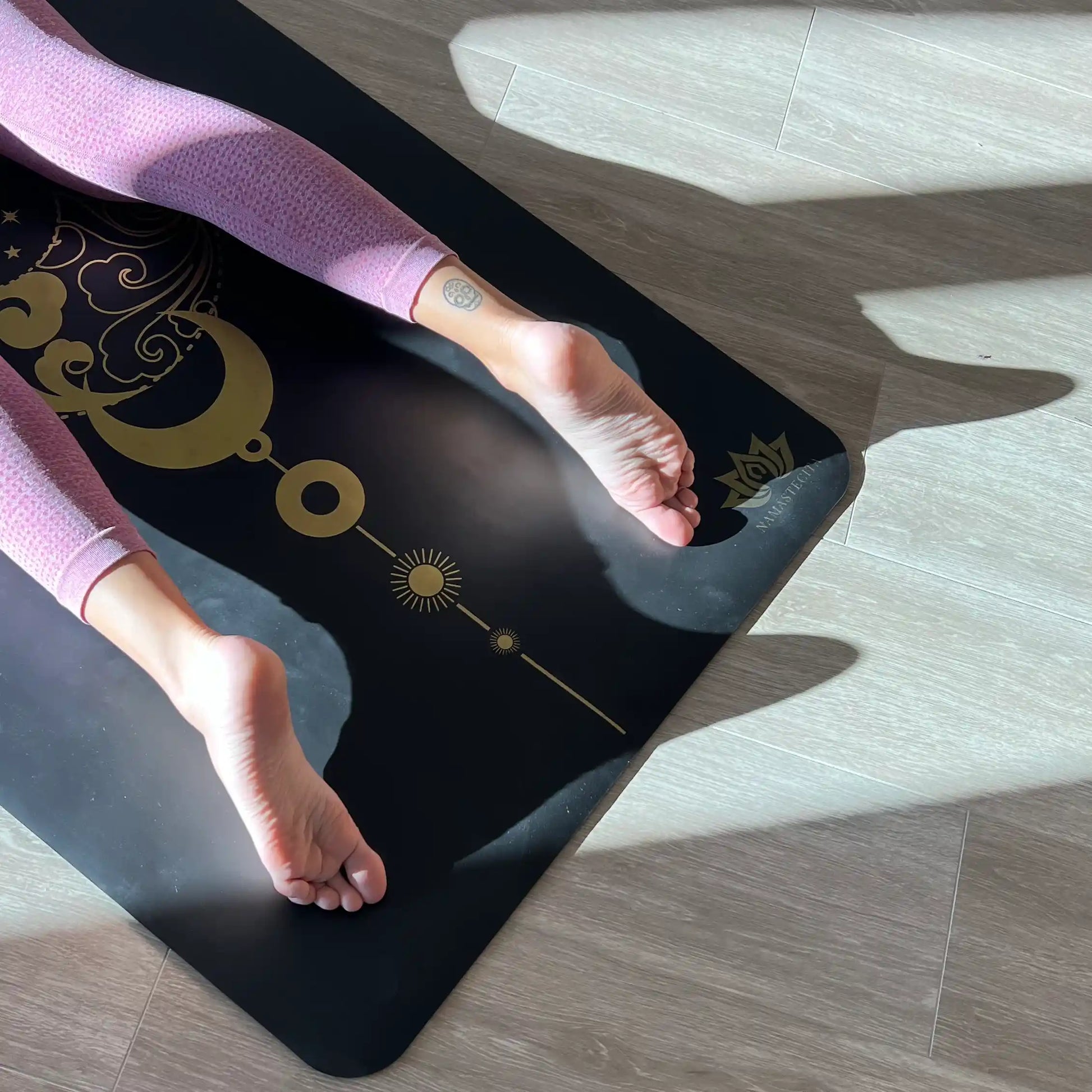 bodhi Esterilla de yoga de corcho, 4 mm, 100% sostenible y ecológica, alta  resistencia al deslizamiento, esterilla de yoga de corcho y caucho natural,  ideal para yoga caliente, 185 x 66 x
